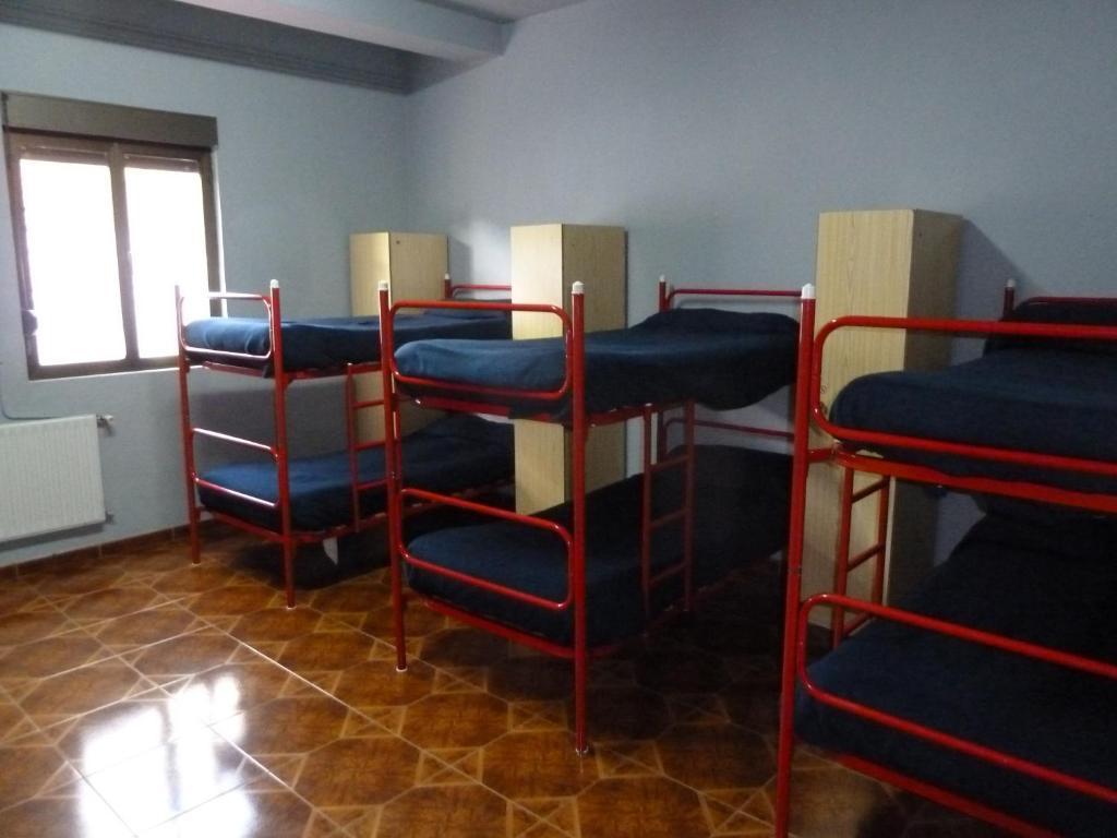 Albergue San Martin De Teverga Habitación foto